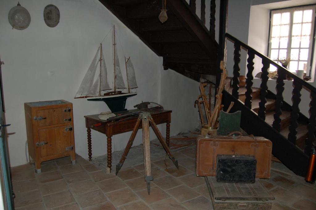 Auberge Lion D'Or Saint-Antonin Bagian luar foto