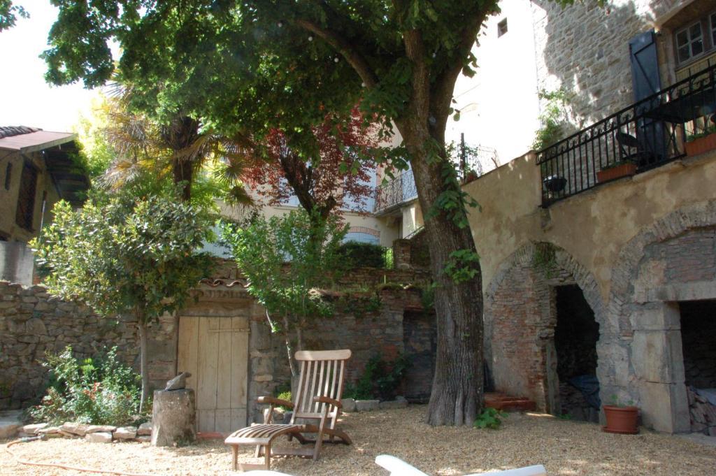 Auberge Lion D'Or Saint-Antonin Bagian luar foto