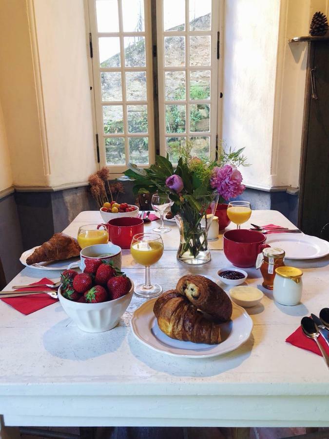 Auberge Lion D'Or Saint-Antonin Bagian luar foto