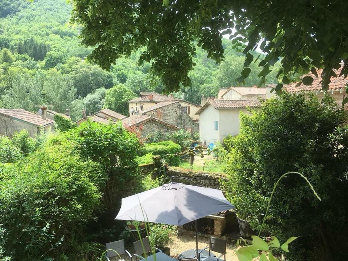 Auberge Lion D'Or Saint-Antonin Bagian luar foto