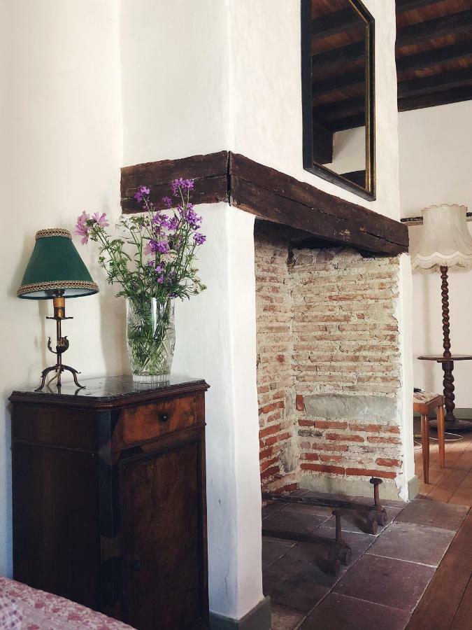 Auberge Lion D'Or Saint-Antonin Bagian luar foto