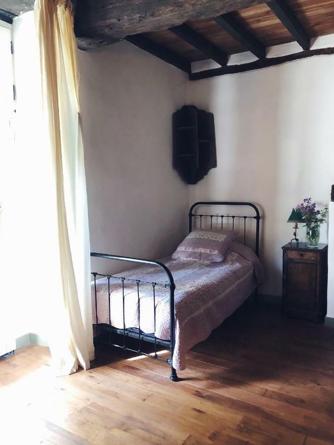 Auberge Lion D'Or Saint-Antonin Bagian luar foto