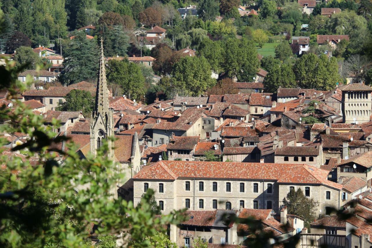 Auberge Lion D'Or Saint-Antonin Bagian luar foto